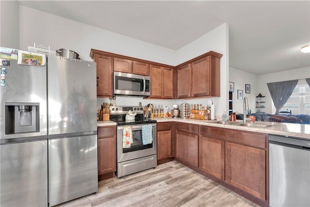 274 Cooper Street, Huntsville, AR 72740