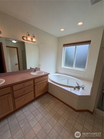 4222 Shale Street SE, Lacey, WA 98503