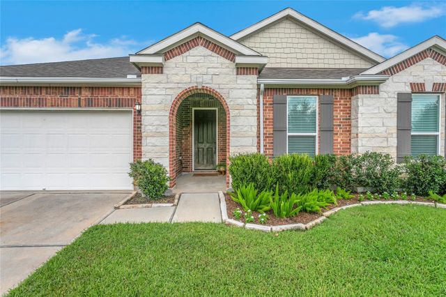 3806 Canterbury Park Drive, Pearland, TX 77584