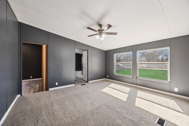 1906 Evelyn Street, Hawk Cove, TX 75474