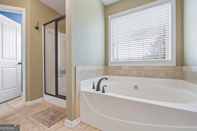 404 Copper Ridge Drive, Loganville, GA 30052