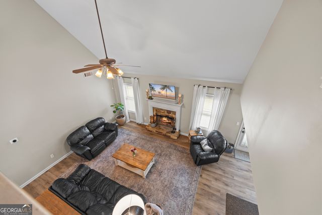 404 Copper Ridge Drive, Loganville, GA 30052