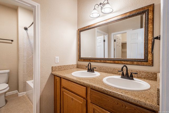 1213 LAKEVIEW DRIVE, Canyon Lake, TX 78133