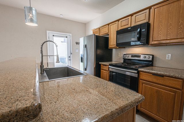 1213 LAKEVIEW DRIVE, Canyon Lake, TX 78133