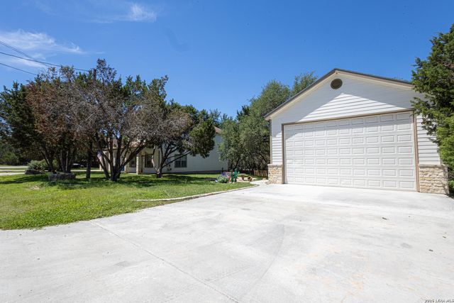 1213 LAKEVIEW DRIVE, Canyon Lake, TX 78133