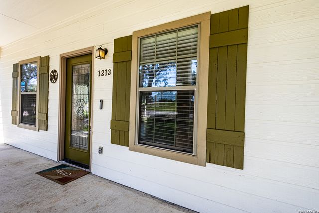 1213 LAKEVIEW DRIVE, Canyon Lake, TX 78133