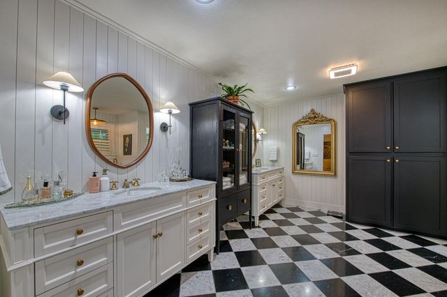 7334 N Teilman Avenue, Fresno, CA 93711