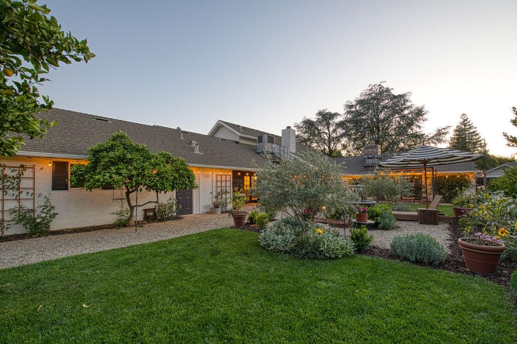 Image 15 of property listing at 7334 N Teilman Avenue, Fresno, CA 93711