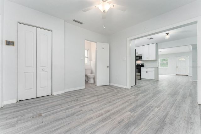 811 20TH AVENUE N, St Petersburg, FL 33704