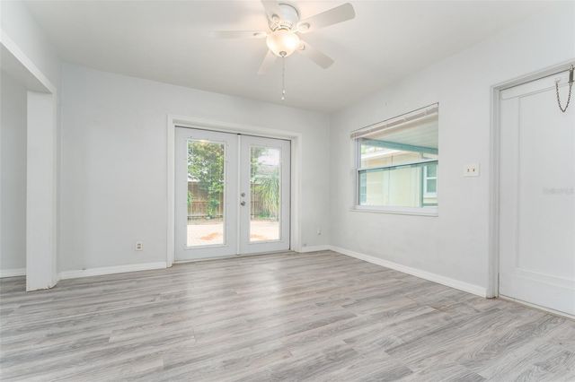 811 20TH AVENUE N, St Petersburg, FL 33704