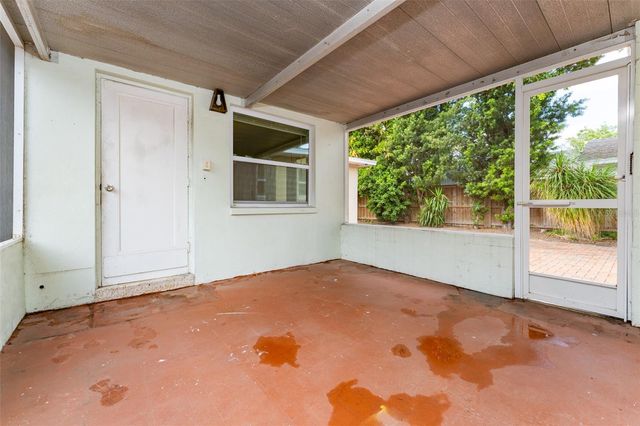 811 20TH AVENUE N, St Petersburg, FL 33704