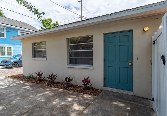 811 20TH AVENUE N, St Petersburg, FL 33704