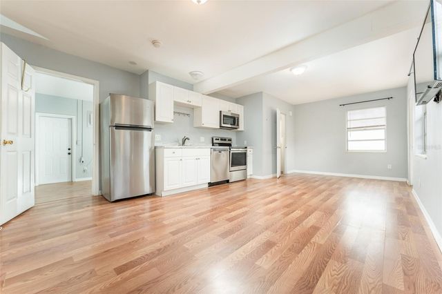 811 20TH AVENUE N, St Petersburg, FL 33704