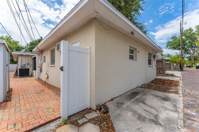 811 20TH AVENUE N, St Petersburg, FL 33704