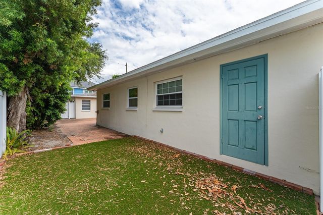 811 20TH AVENUE N, St Petersburg, FL 33704