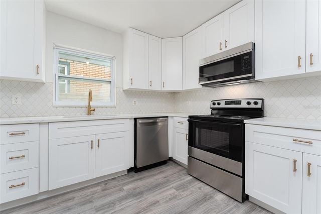 811 20TH AVENUE N, St Petersburg, FL 33704