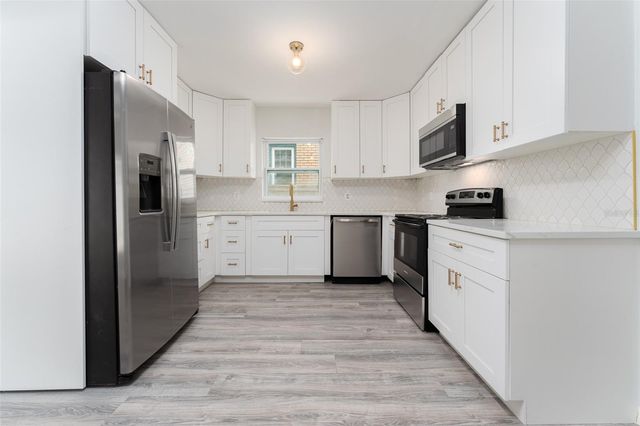 811 20TH AVENUE N, St Petersburg, FL 33704