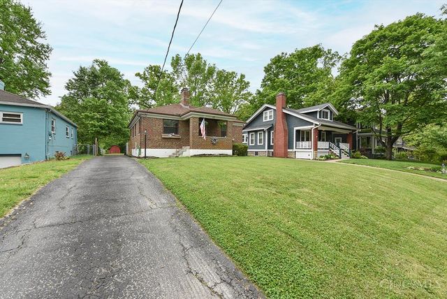 47 Euclid Avenue, Wyoming, OH 45215
