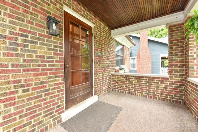 47 Euclid Avenue, Wyoming, OH 45215