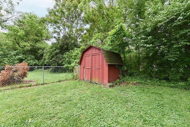 47 Euclid Avenue, Wyoming, OH 45215