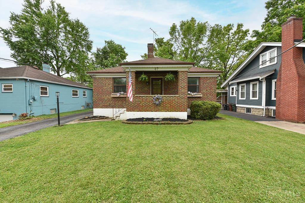 47 Euclid Avenue, Wyoming, OH 45215