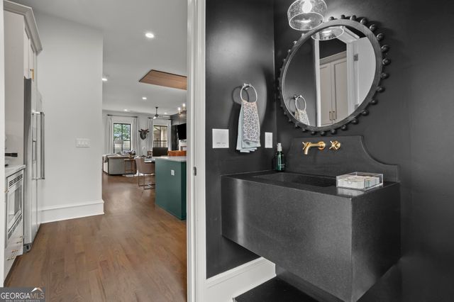 3477 Landen Pine Court NE, Atlanta, GA 30305