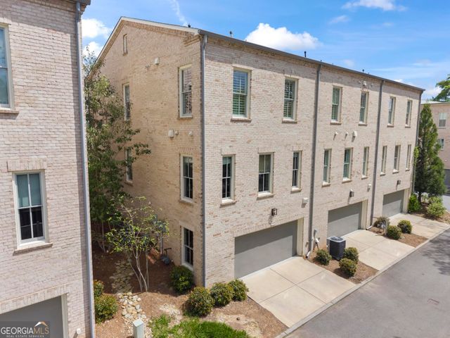 3477 Landen Pine Court NE, Atlanta, GA 30305