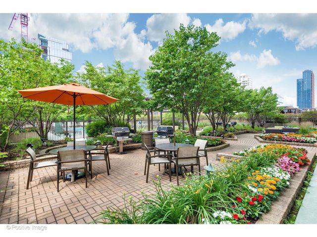 400 N Lasalle Boulevard 4402, Chicago, IL 60654