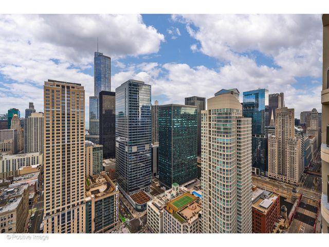 400 N Lasalle Boulevard 4402, Chicago, IL 60654