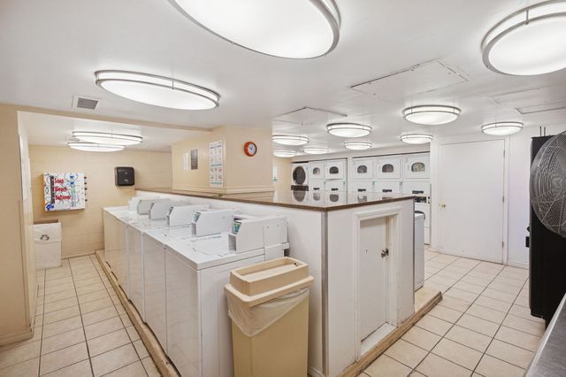 2605 S Indiana Avenue 307, Chicago, IL 60616