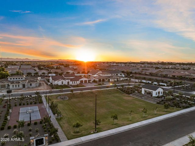 4241 S QUINN Avenue, Gilbert, AZ 85297