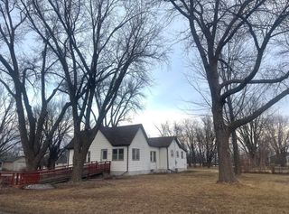 200 5th Street, Walnut Grove, MN 56180