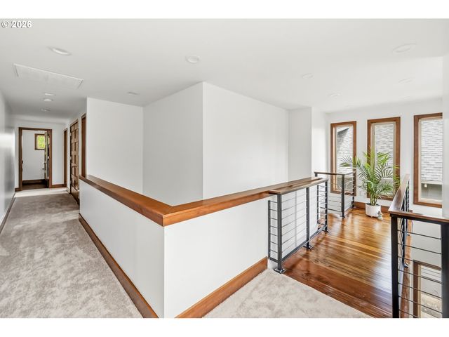 2837 Ne 63RD Ave, Portland, OR 97213