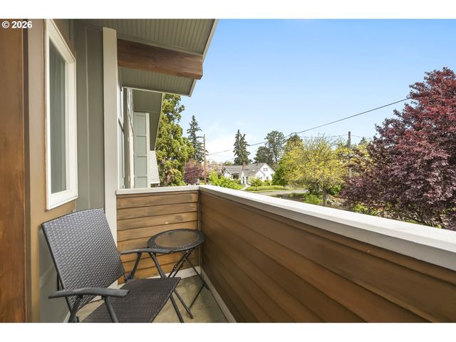 2837 Ne 63RD Ave, Portland, OR 97213