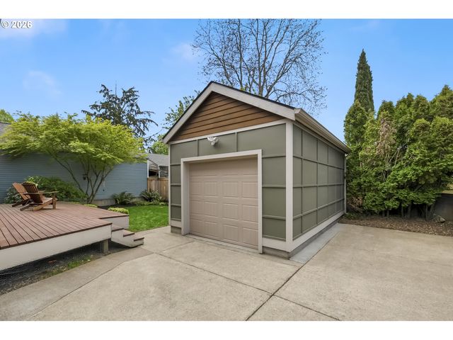 2837 Ne 63RD Ave, Portland, OR 97213