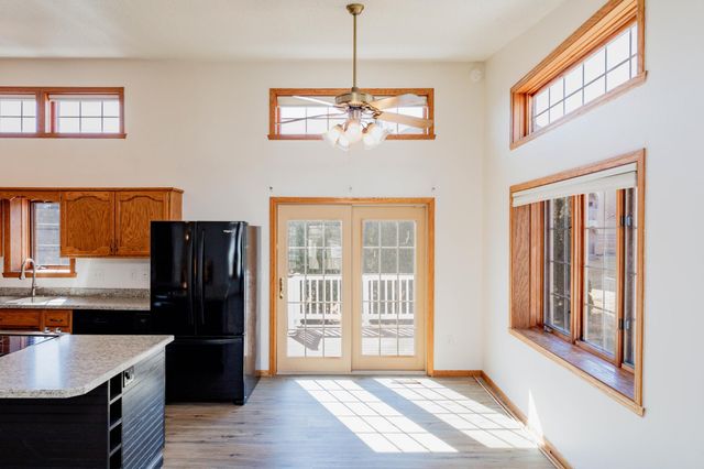 61 Fremont Drive S, Fargo, ND 58103