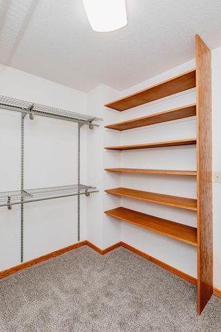 61 Fremont Drive S, Fargo, ND 58103