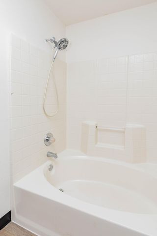 61 Fremont Drive S, Fargo, ND 58103