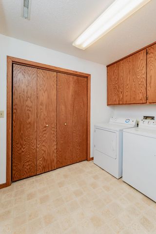 61 Fremont Drive S, Fargo, ND 58103