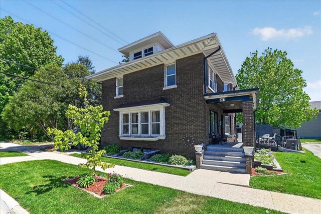 217 Fourth STREET, Stoughton, WI 53589