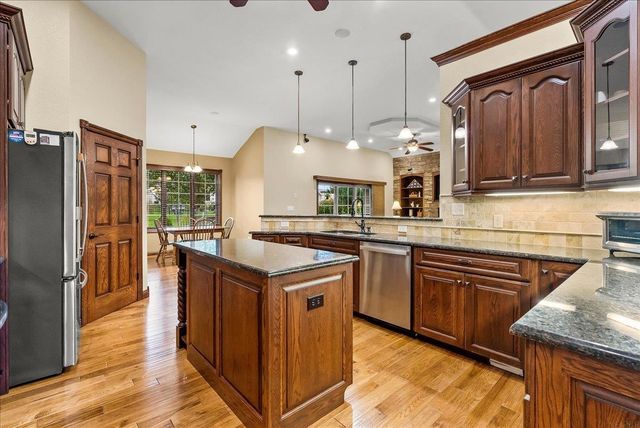 4222 Daina Drive, Cedar Falls, IA 50613