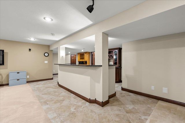 4222 Daina Drive, Cedar Falls, IA 50613