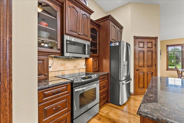 4222 Daina Drive, Cedar Falls, IA 50613