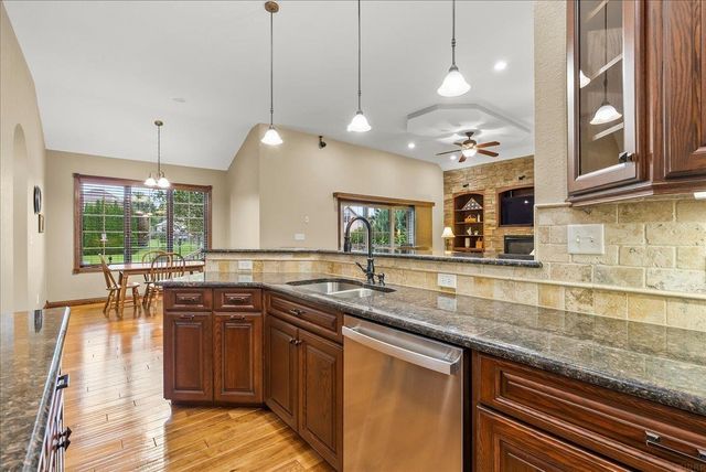 4222 Daina Drive, Cedar Falls, IA 50613