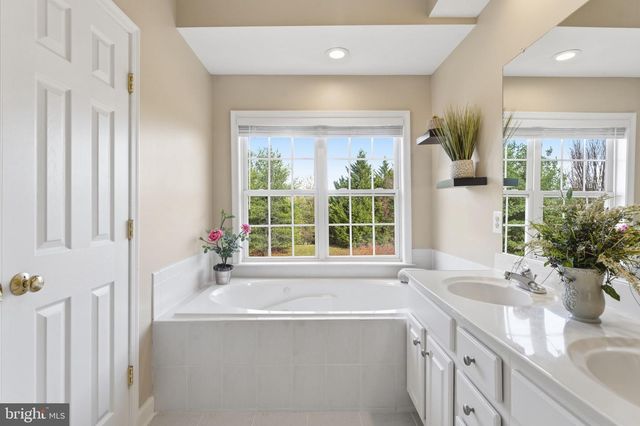 1538 ARTILLERY TER NE, Leesburg, VA 20176