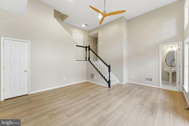 1538 ARTILLERY TER NE, Leesburg, VA 20176