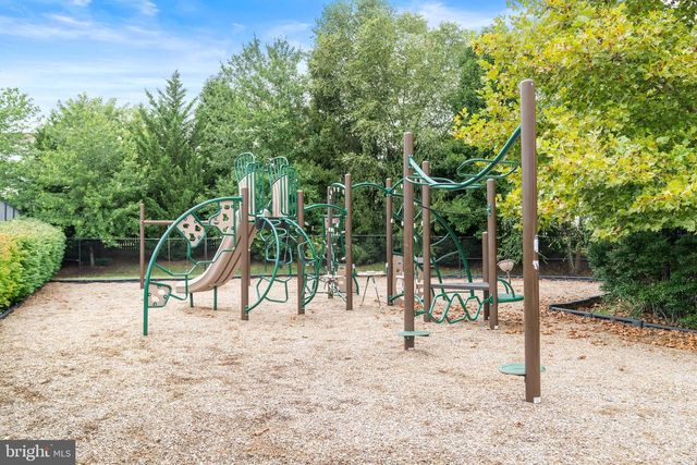 1538 ARTILLERY TER NE, Leesburg, VA 20176