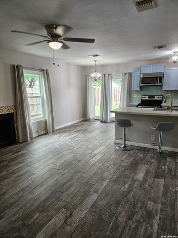 11750 Spring Life, San Antonio, TX 78249