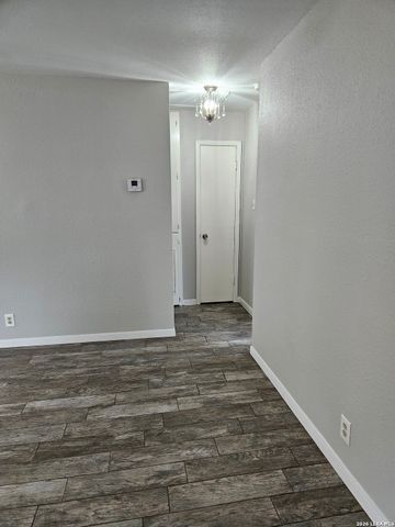 11750 Spring Life, San Antonio, TX 78249