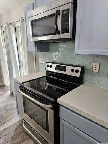 11750 Spring Life, San Antonio, TX 78249